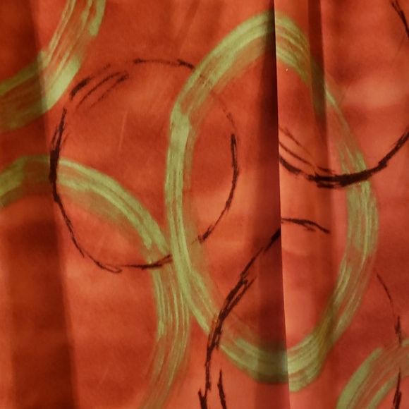 Simply Vera Dress - Picture 3 of 3